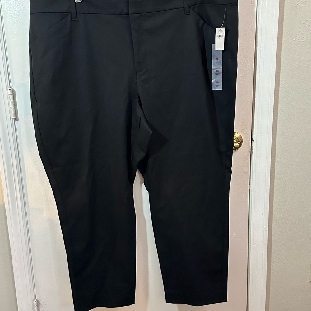 Old Navy Women's Black Cropped Pants